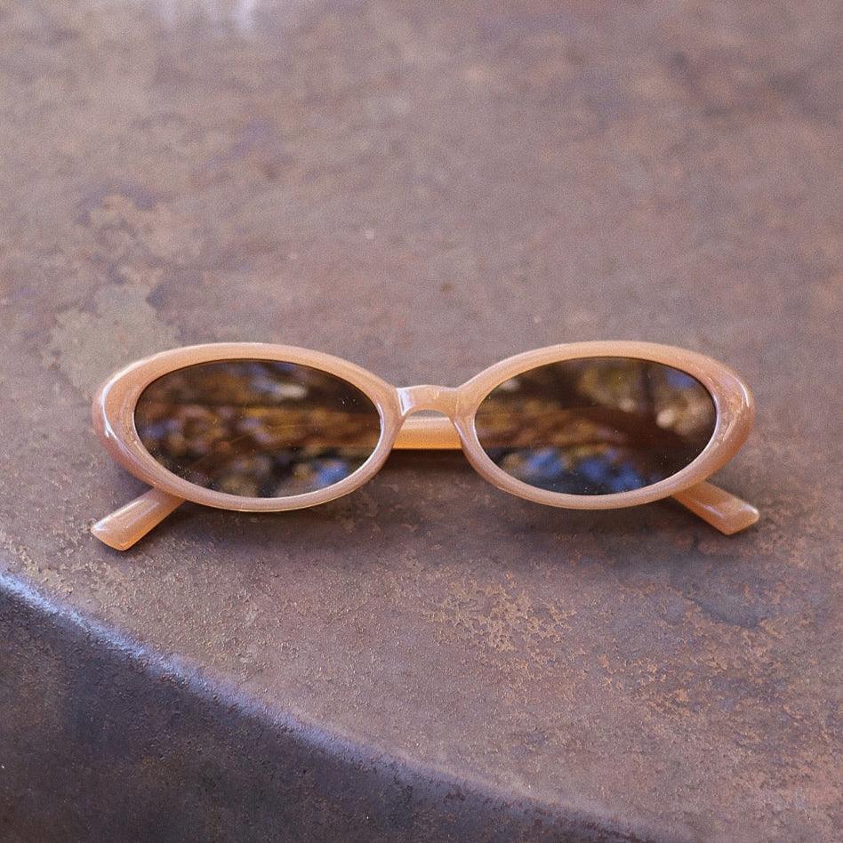 Stylish and Trendy Sunglasses for Men and Women - UV Protection polarised Eyewear for Fashion Enthusiasts