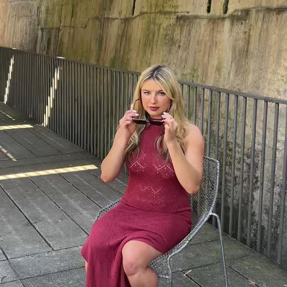 Playful unisex cat-eye sunglasses by By Charley, featuring a classic tortoiseshell frame and polarized lenses that offer 100% UV protection and glare reduction for a dramatic, retro-inspired statement.