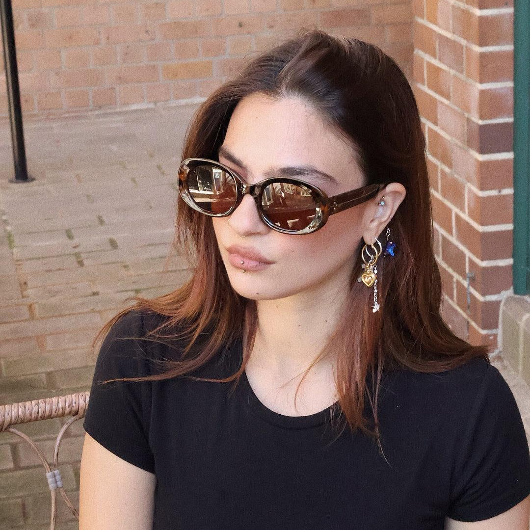 Stylish and Trendy POLARISED Sunglasses for Men and Women - UV Protection polarised Eyewear for Fashion Enthusiasts