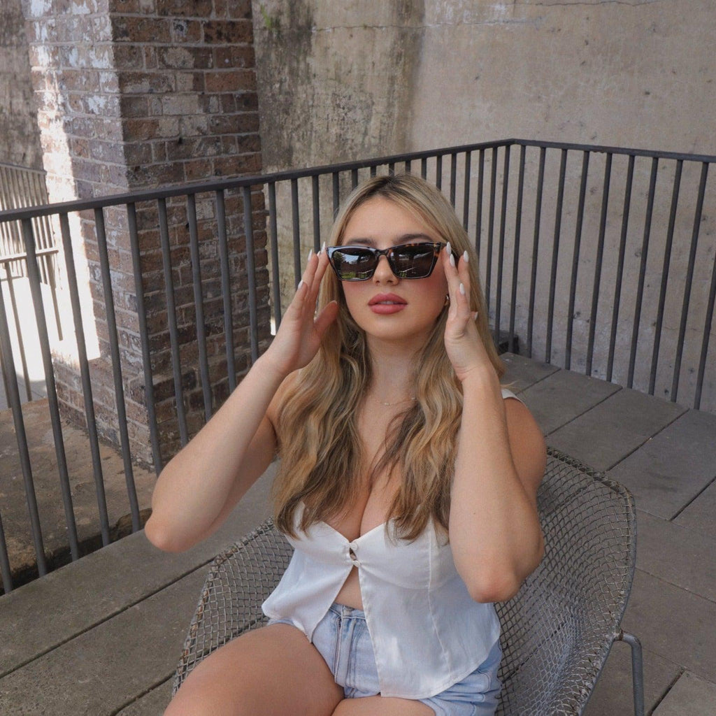 Stylish and Trendy Sunglasses for Men and Women - UV Protection polarised Eyewear for Fashion Enthusiasts